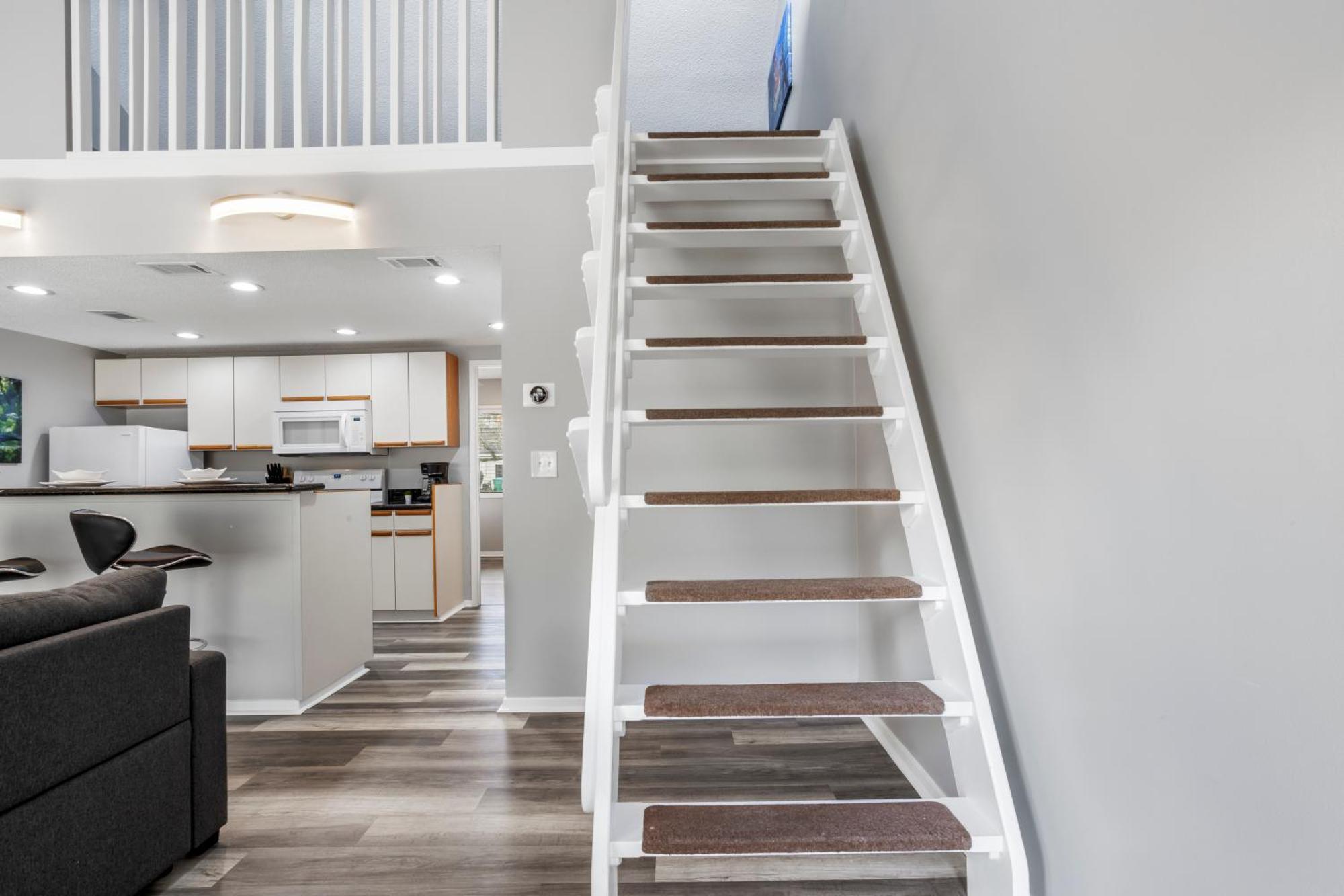 King Bed Well-Located Cozy Townhouse Retreat Apartment กัลฟ์พอร์ต ภายนอก รูปภาพ